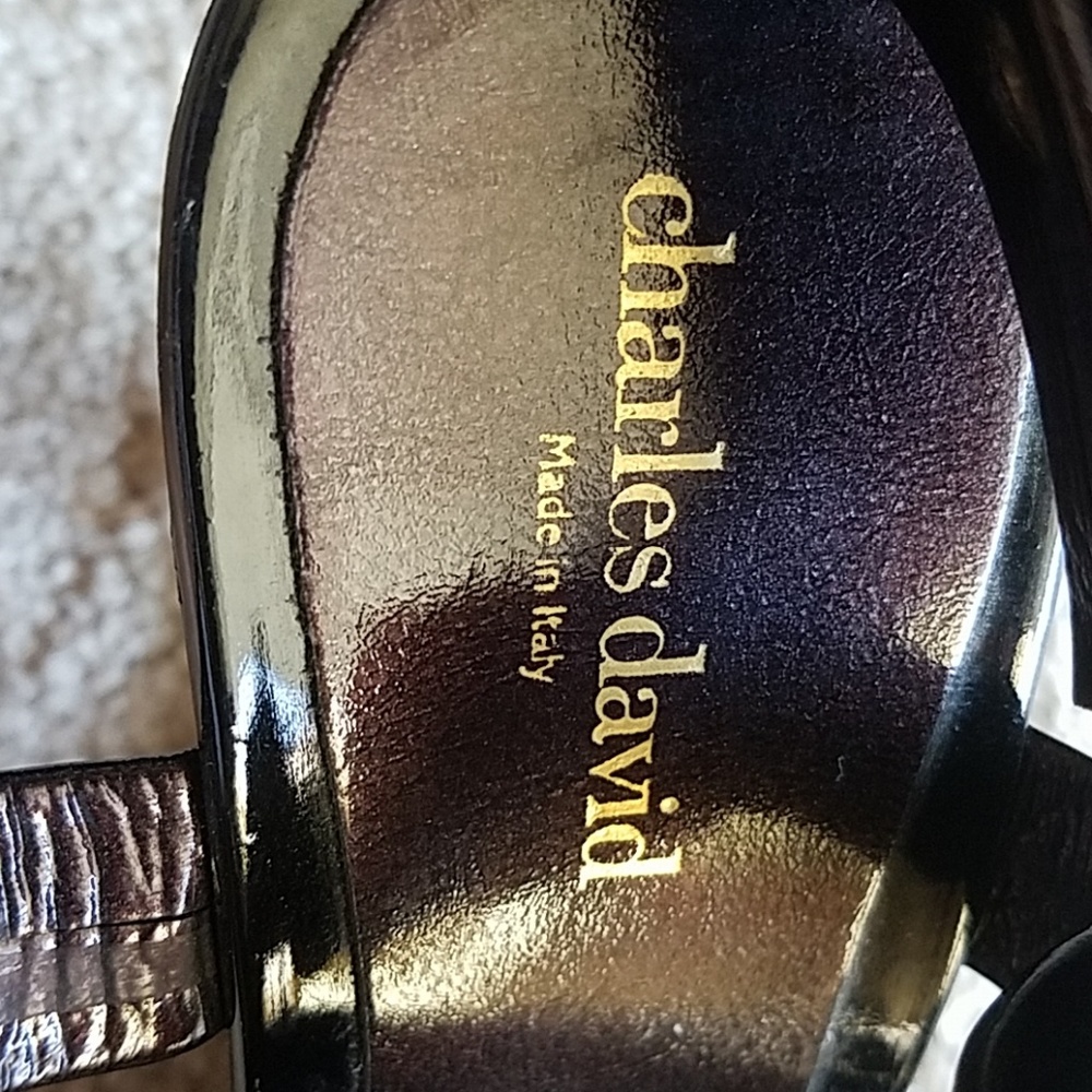 Shoes - Picture 4 of 4